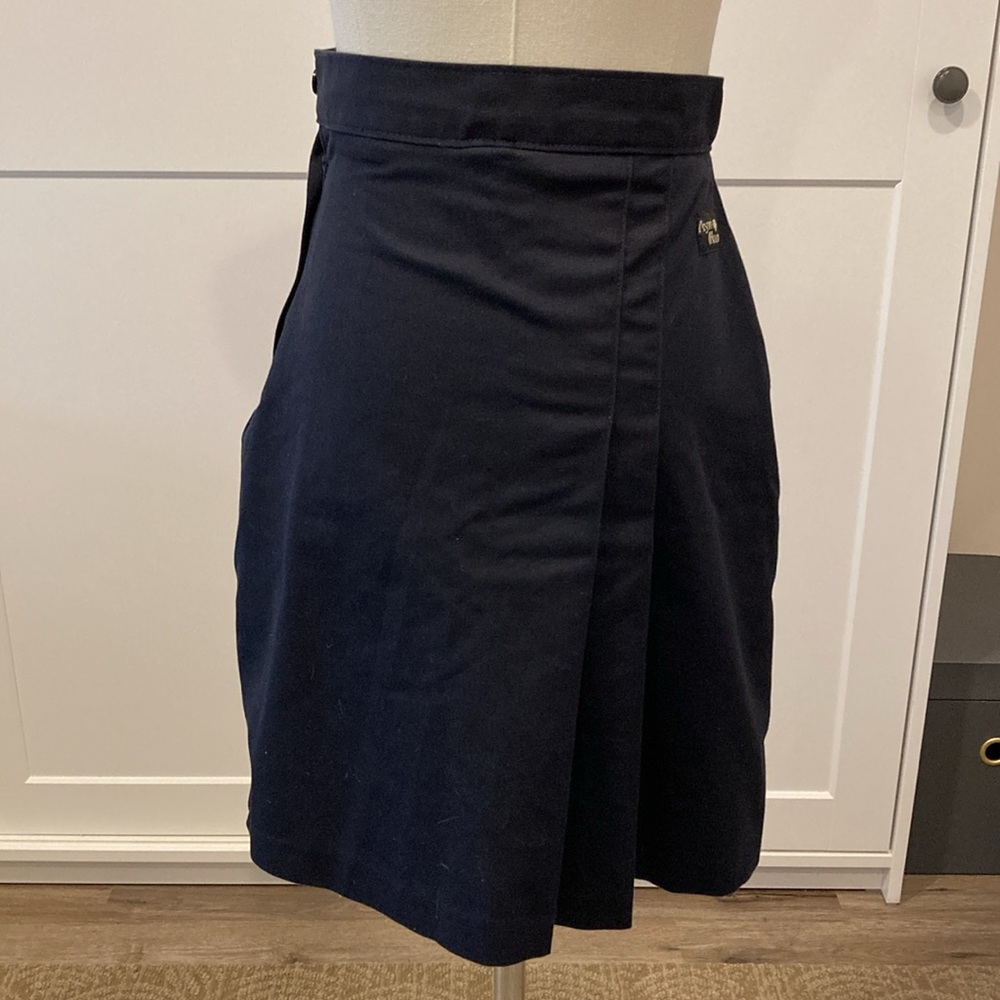 Flynn O’Hara navy school uniform skirt juniors size 3